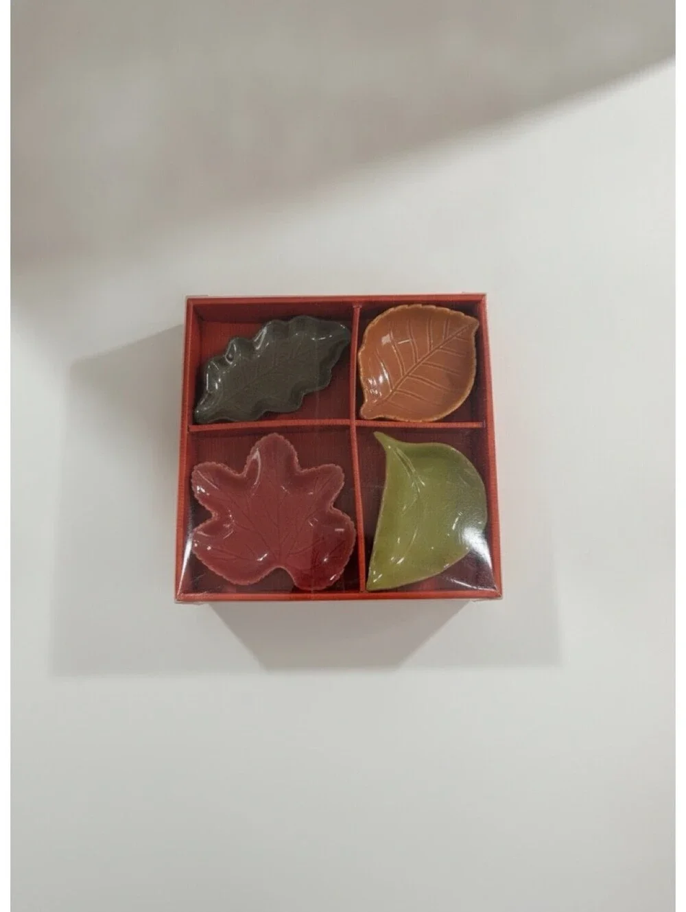 4 pcs set of Fall Autumn Harvest Ceramic dipping bowls / candle stand leaf